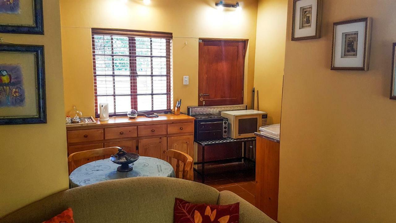 Raka Cottage Mbombela Exterior photo